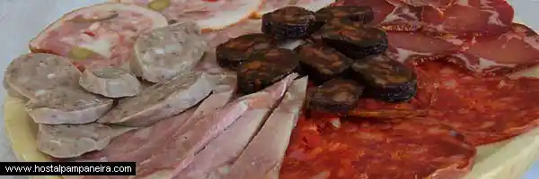 Tabla de embutidos hotel Pampaneira